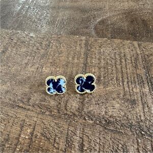 Van Cleef and Arpels Vintage Alhambra Clover Gold Stud Earrings